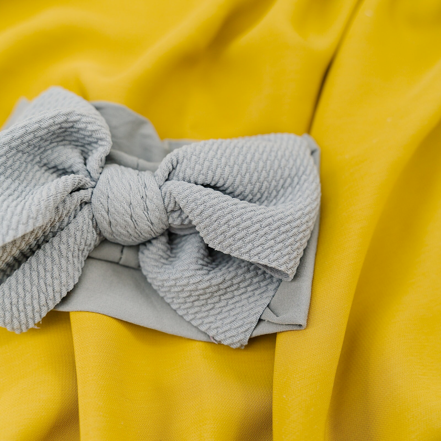 4.5” Loopy Texture Bow Baby Nylon Headbands