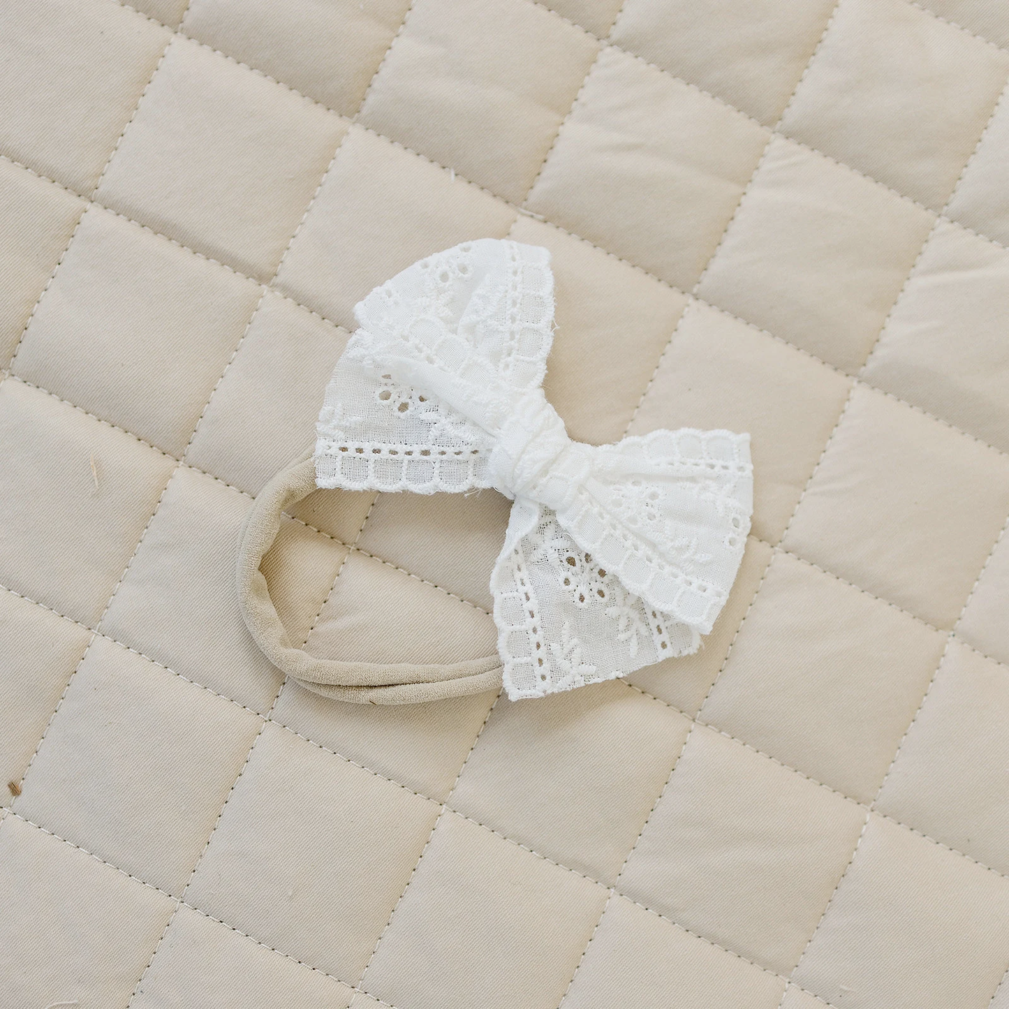 Little Lady Eyelet Baby Bow Headband