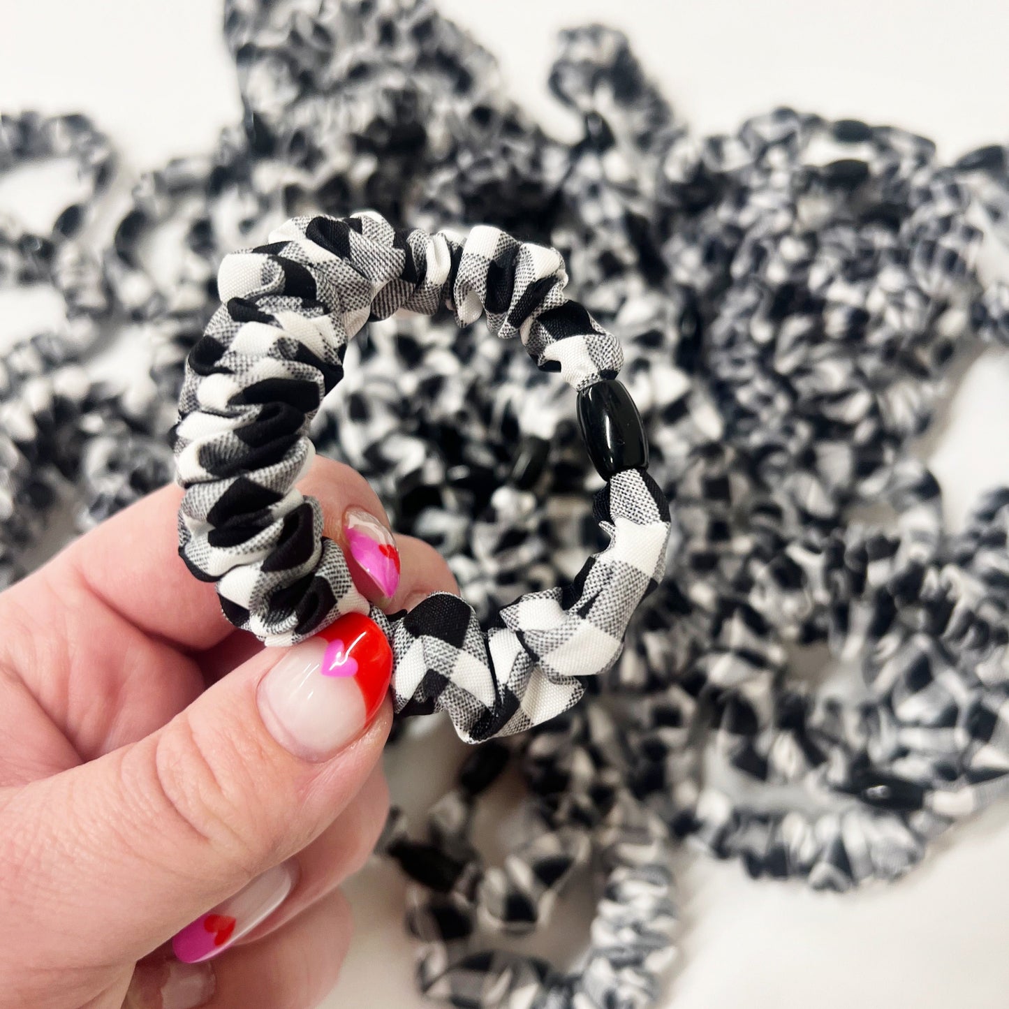 Ladies Black + White Hair Ties