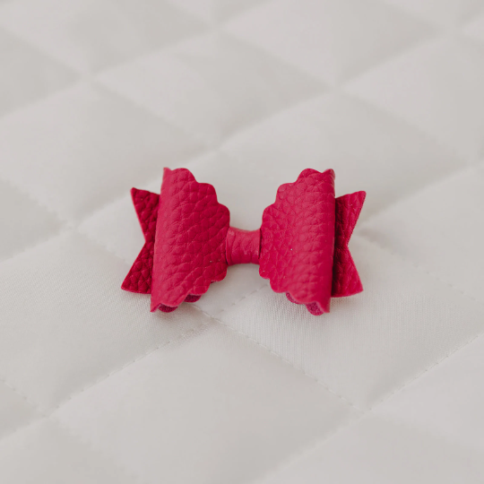2.5" Petite Scalloped Faux Leather Hair Bows