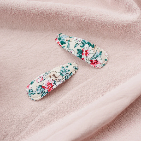 Set of 2 Fabulous Fall Flowers Snap Clips
