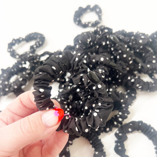 Ladies Black + White Hair Ties