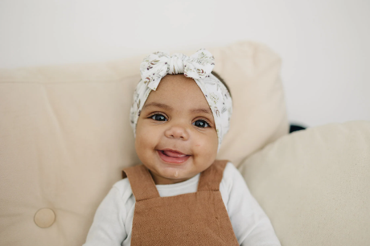 Bright White Flower Nylon Baby Bow Headband